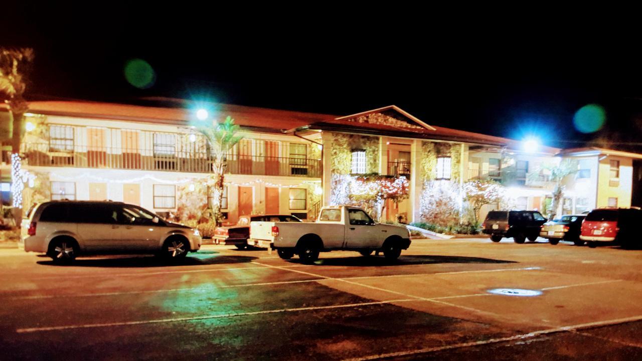 Gator Inn Kissimmee Exteriör bild